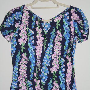 Lilly Pulitzer cotton navy top with flowers